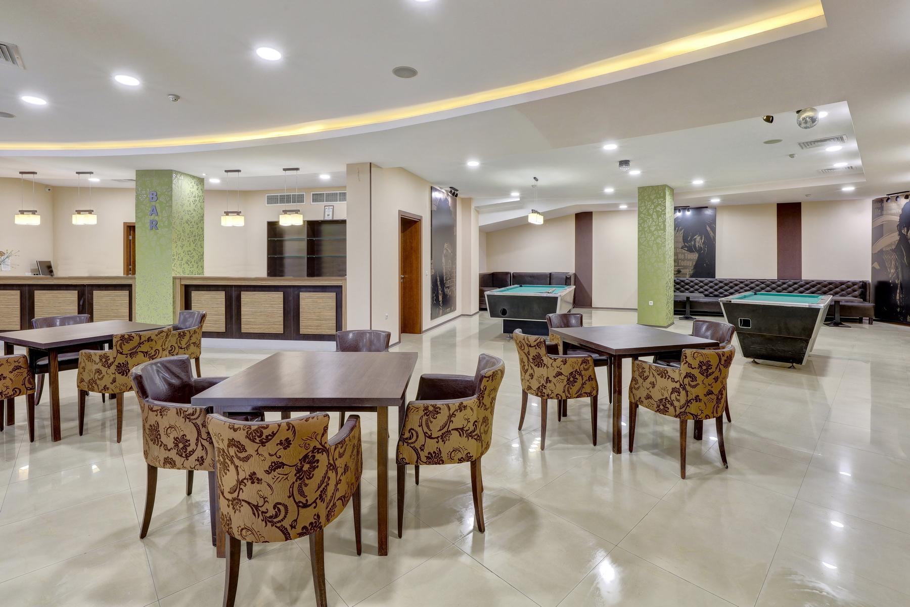 Hotel Continental Sables d'or Extérieur photo