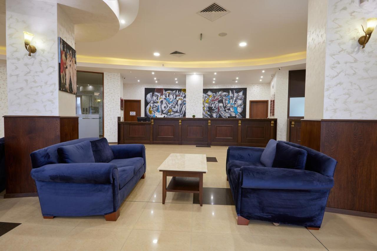 Hotel Continental Sables d'or Extérieur photo