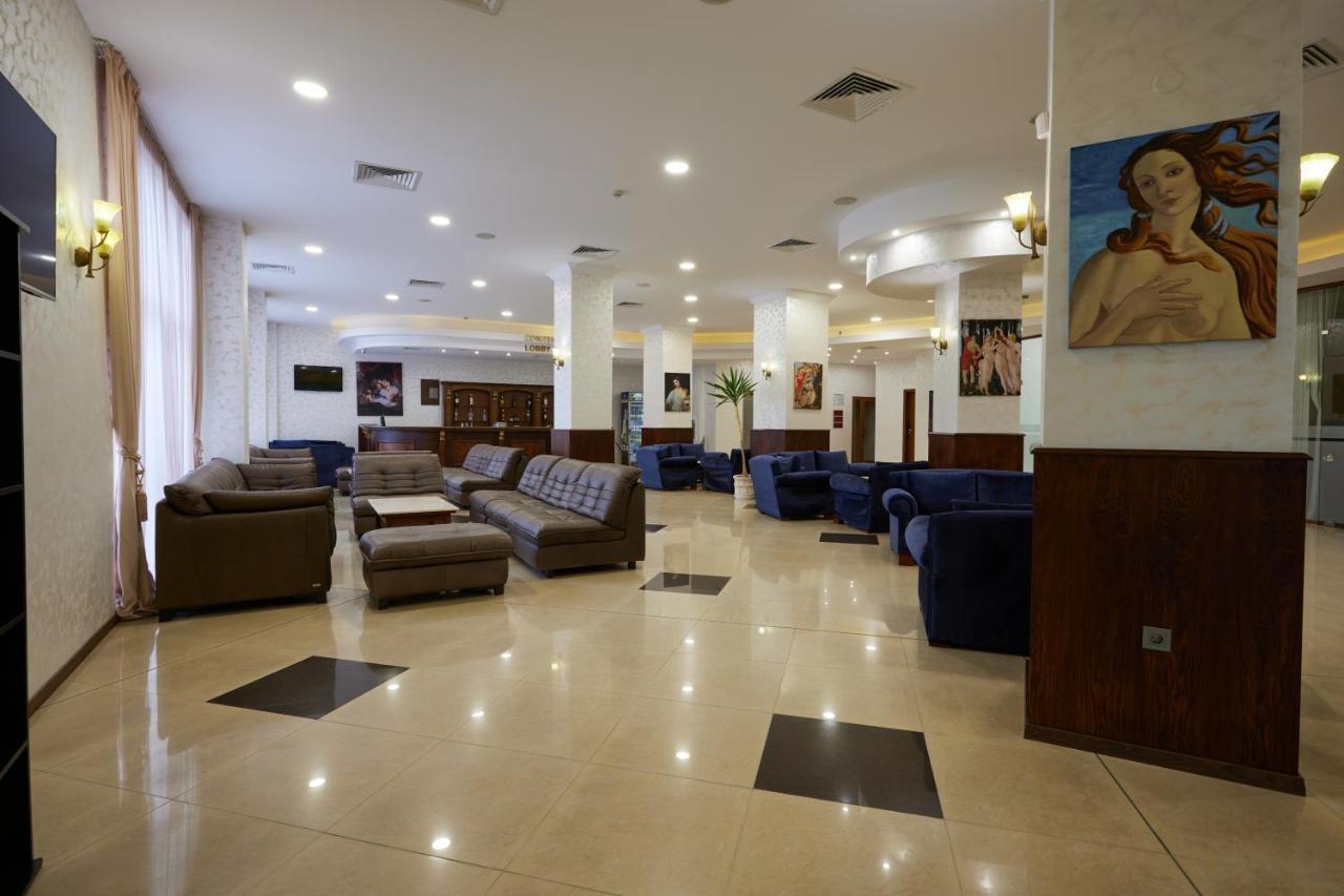 Hotel Continental Sables d'or Extérieur photo