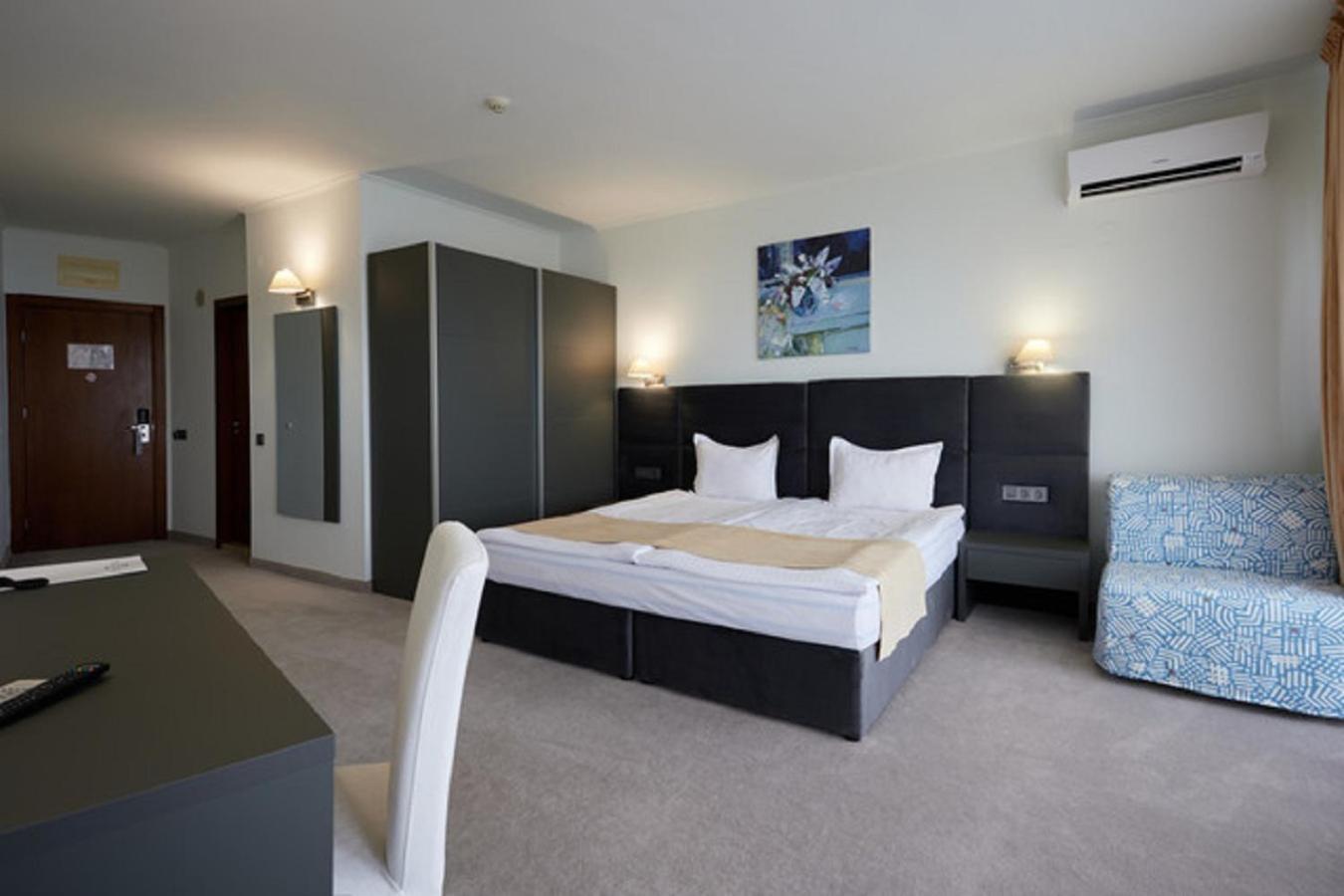 Hotel Continental Sables d'or Chambre photo
