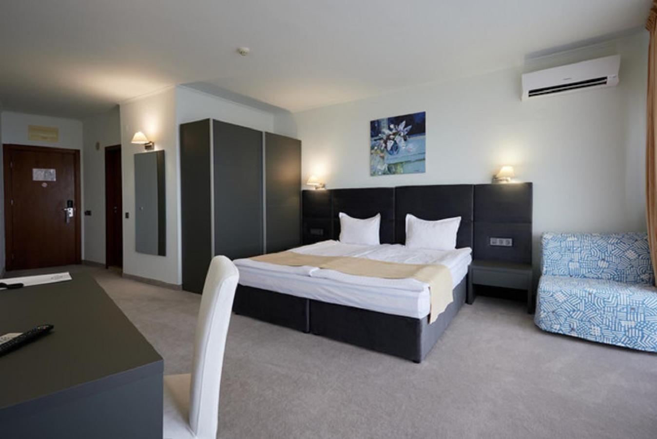 Hotel Continental Sables d'or Chambre photo